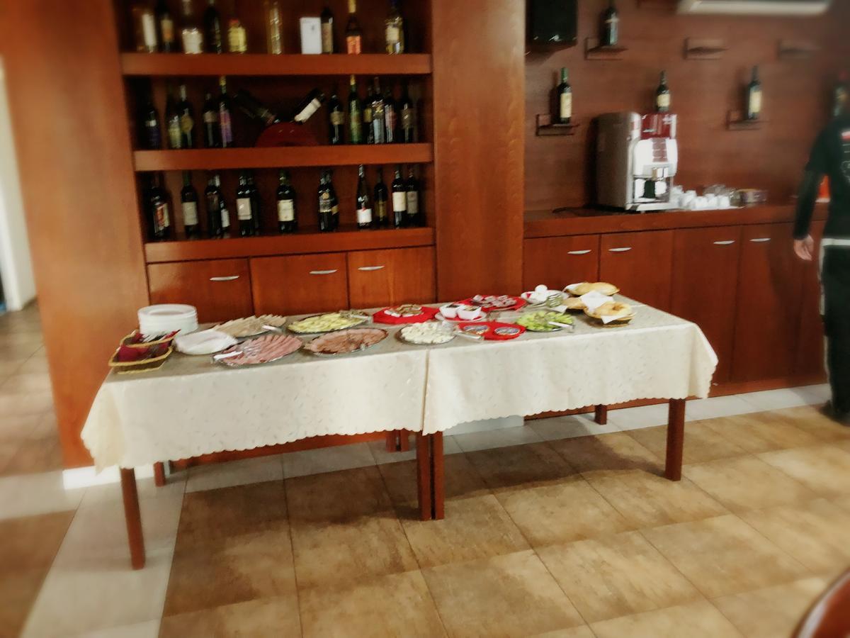 Harmony Hotel Kumanovo Eksteriør bilde
